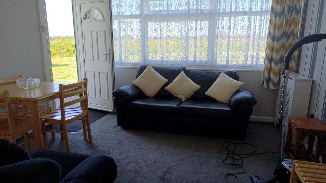 Alicias Chalets Great Yarmouth Exterior foto